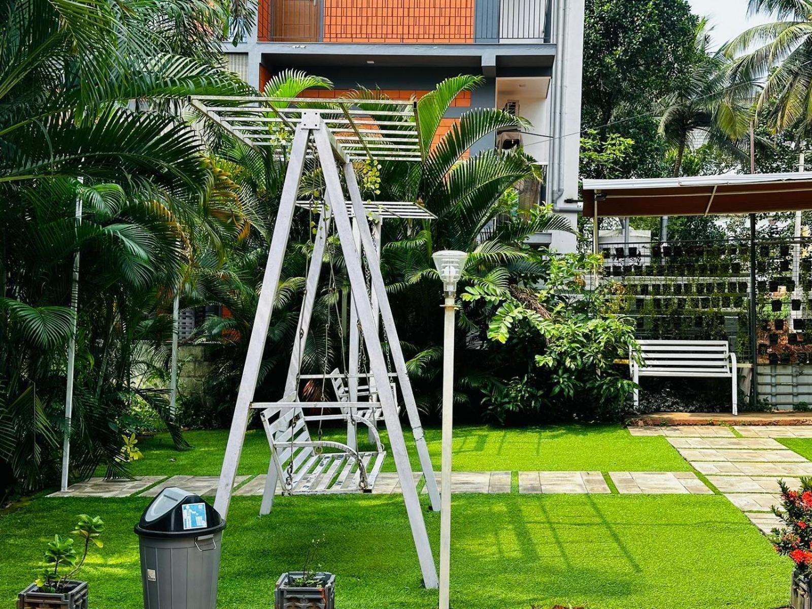 Farm stay Medure International *