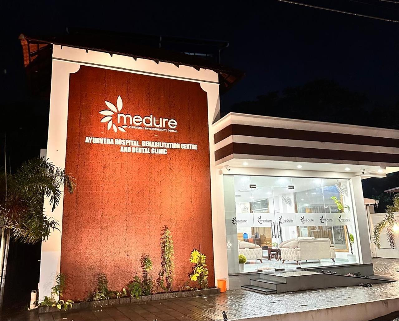 Farm stay Medure International Kottakkal